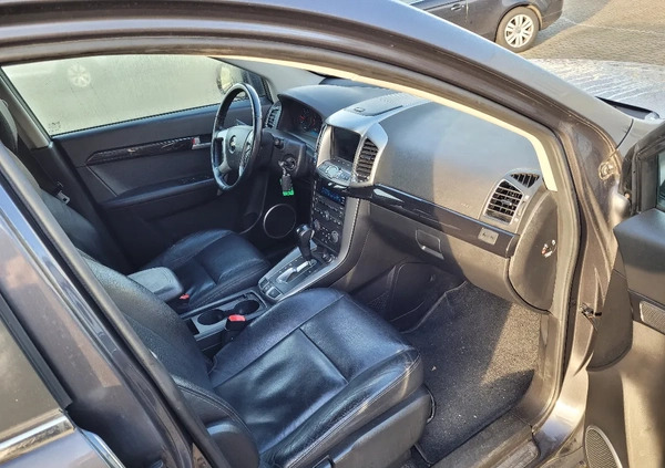 Chevrolet Captiva cena 36900 przebieg: 197642, rok produkcji 2012 z Człuchów małe 92